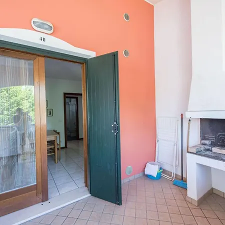 Modern With Terrace And Fireplace Apartment Bibione